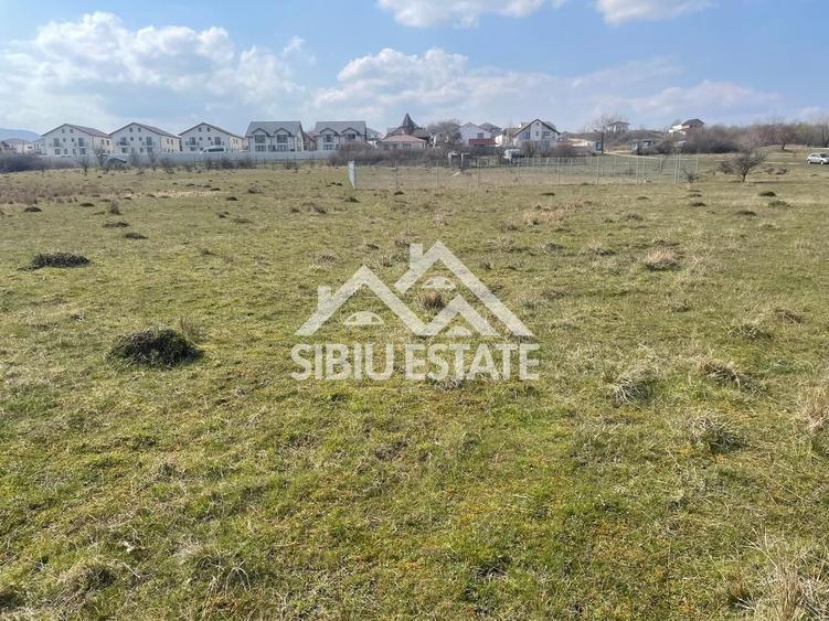 Teren agricol intravilan de 859 mp, în Exterior Sud