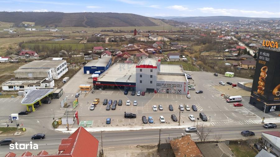 Spațiu comercial, de 3,595 mp, în Central