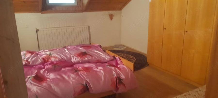 Casă cu Teren 250 Mp în Central