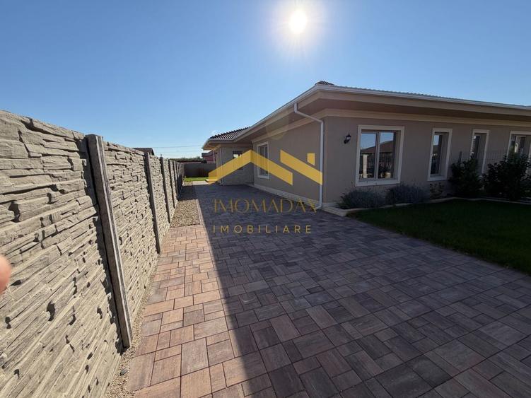 Duplex cu 3 camere cu Canalizare în Moșnița Nouă