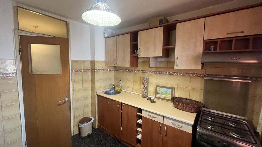 Închiriere Apartament 3 camere în Crangasi - 11