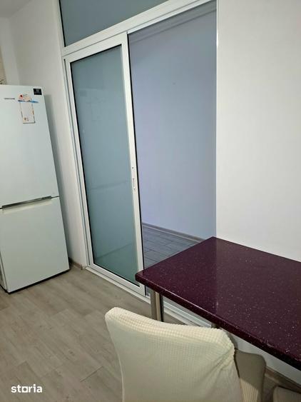Apartament cu 2 camere decomandat în Craiovița Nouă