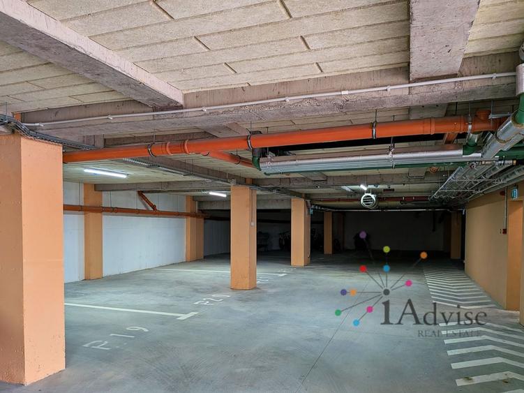 Apartament cu 2 camere decomandat, mobilat în Tractorul