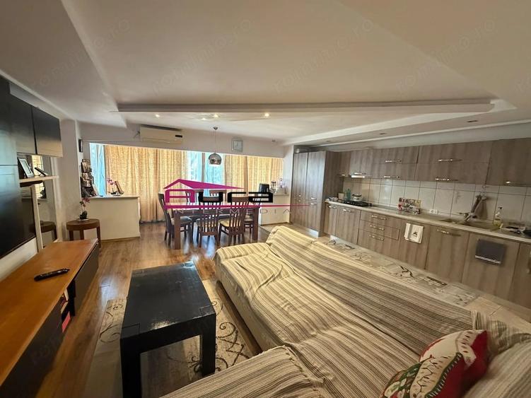 Inchiriez apartament 3 camere zona Peco - 11
