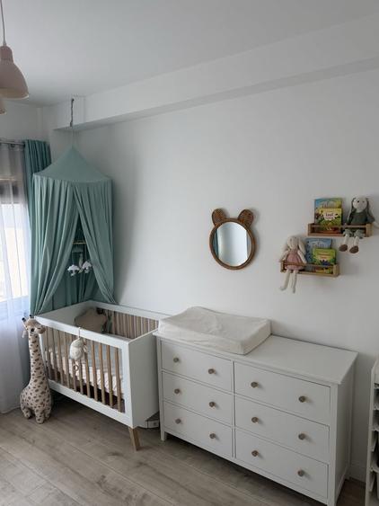Apartament cu 3 camere decomandat în Baciu