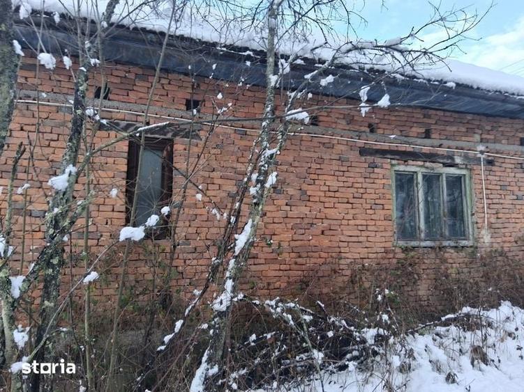 Casă cu 3 camere cu Teren 2800 Mp în Hălmagiu