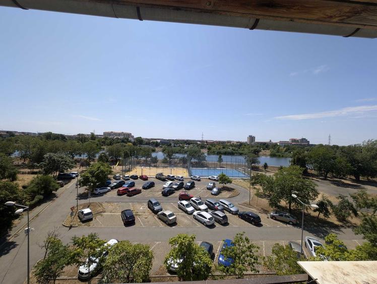 Apartament cu 2 camere semidecomandat în Iosia-Nord
