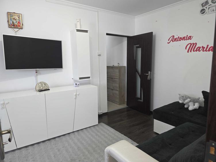 Apartament cu 2 camere semidecomandat în Nord