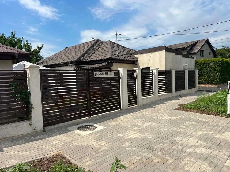 Casă cu 2 camere cu Teren 220 Mp în Central