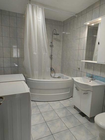Apartament cu 2 camere semidecomandat în Florești