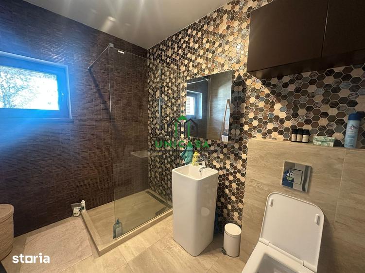 Apartament cu 4 camere în 1 Mai