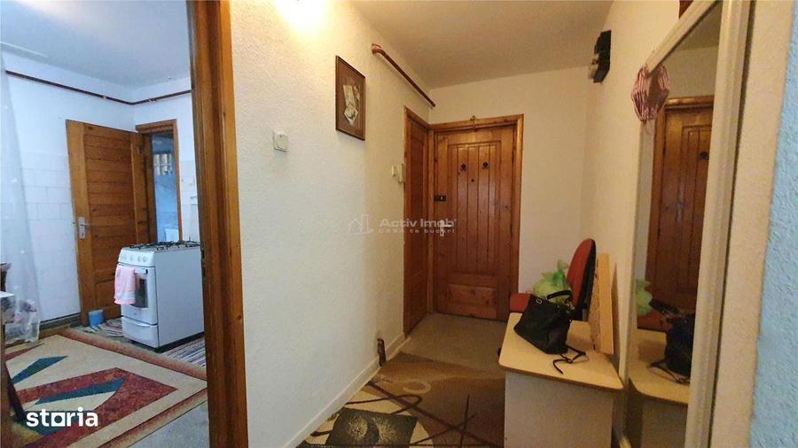 Apartament cu 3 camere decomandat în Obcini