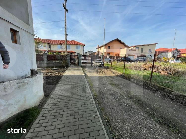 Casă cu 3 camere cu Teren 300 Mp în Dumbrăvița