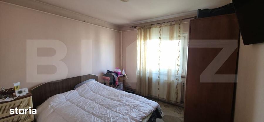 Apartament cu 3 camere decomandat în Mihai Bravu