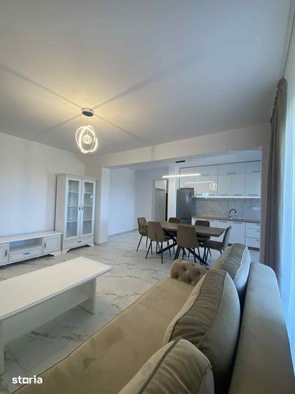 Apartament cu 3 camere semidecomandat în Carpați 2