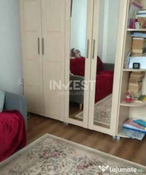 Apartament cu 2 camere decomandat în Valea Adâncă
