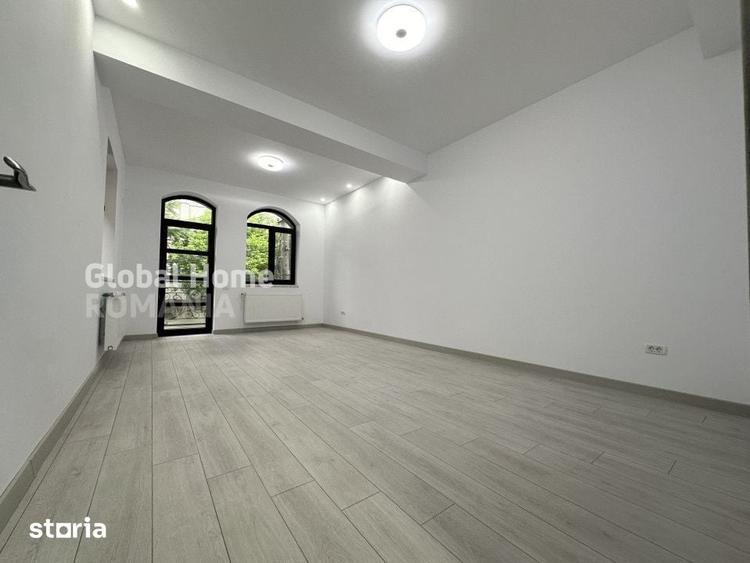 Casă cu 5 camere cu Teren 140 Mp în Vitan