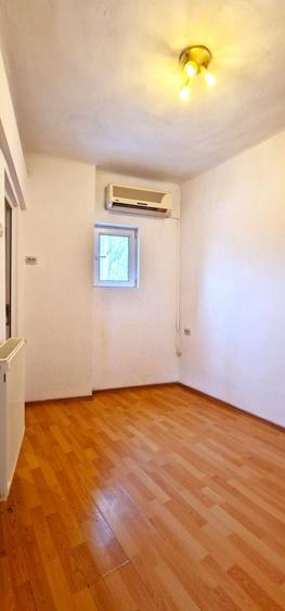 Apartament cu 3 camere semidecomandat, mobilat în Cișmigiu