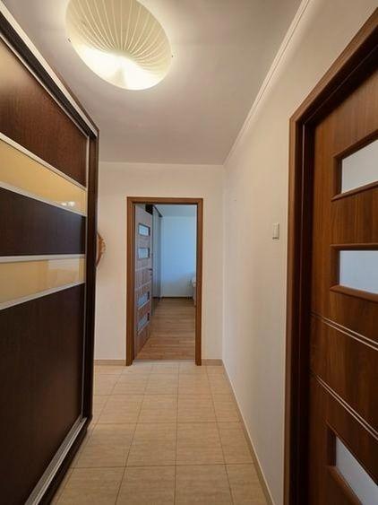 Apartament cu 3 camere decomandat în Lacul Morii