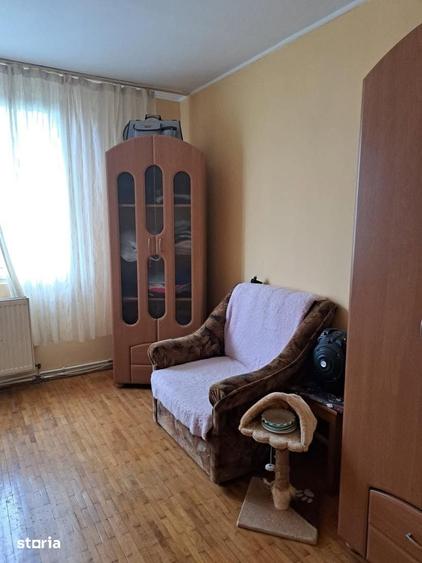 Apartament cu 3 camere decomandat în Carpați 1