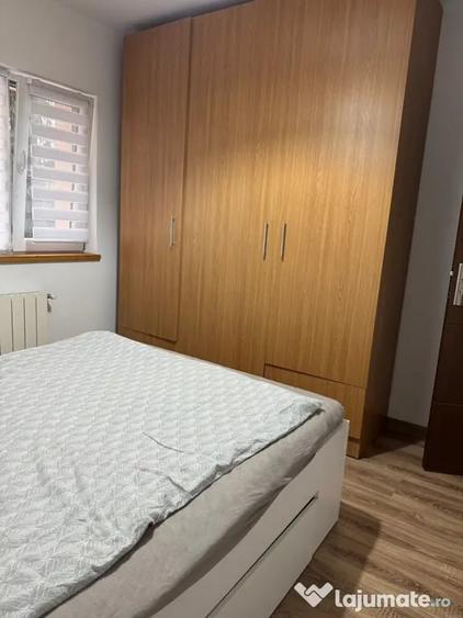 Casă cu 7 camere în Păuleasca