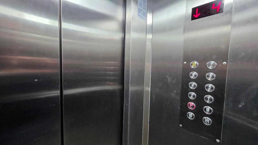 Apartament cu 3 camere decomandat în Unirii