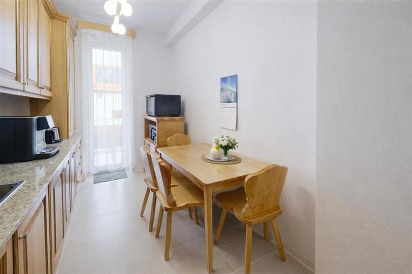 Apartament cu 2 camere semidecomandat în Bartolomeu