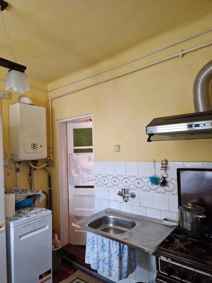 Casă cu 4 camere cu Teren 365 Mp în Central