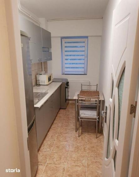 Garsonieră decomandată în Rahova