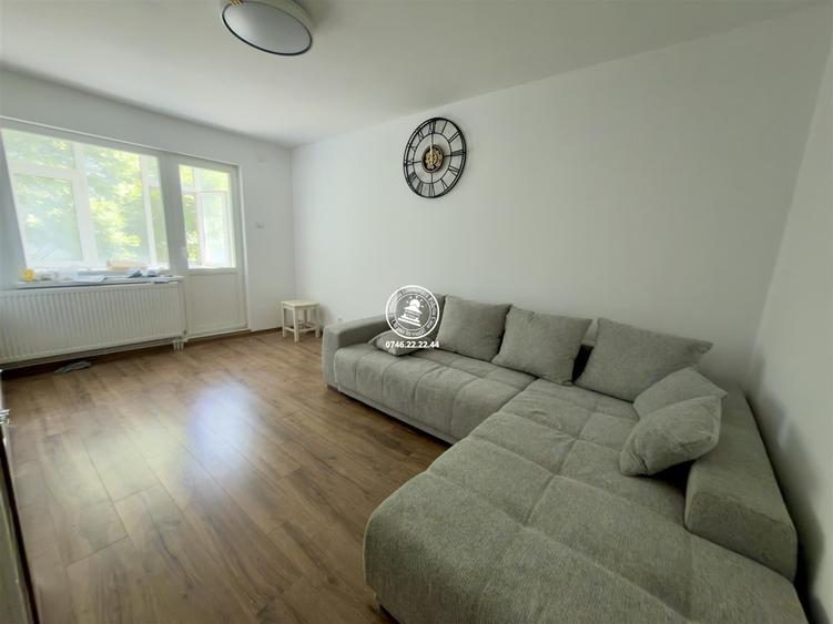 Apartament cu 3 camere decomandat, mobilat în Tătărași