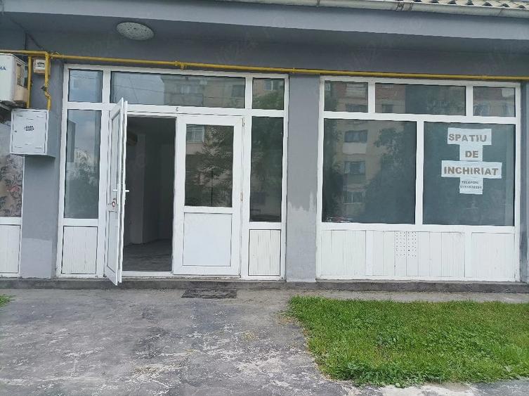 Spațiu comercial, de 35 mp, în Central