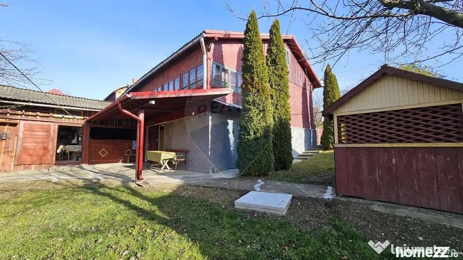 Casă cu 3 camere cu Teren 900 Mp în Cacica