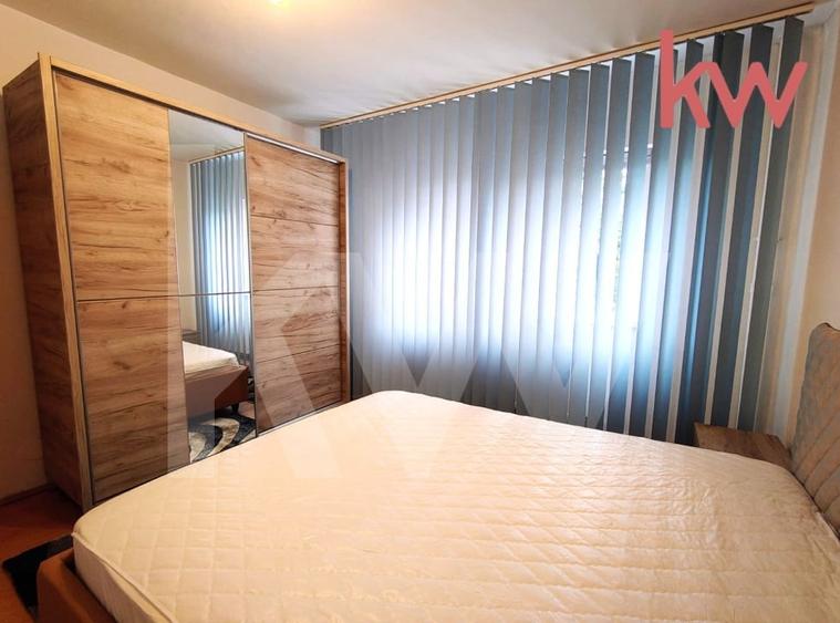 Apartament cu 2 camere decomandat în Rovine
