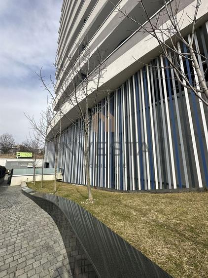 Apartament cu 2 camere semidecomandat, mobilat în Zorilor