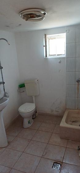 Casă cu 3 camere în Central