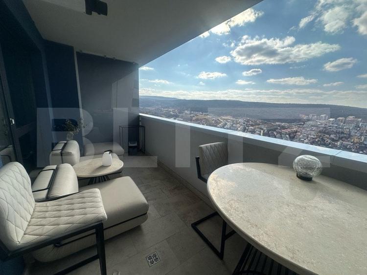 Apartament cu 4 camere decomandat, mobilat în Zorilor