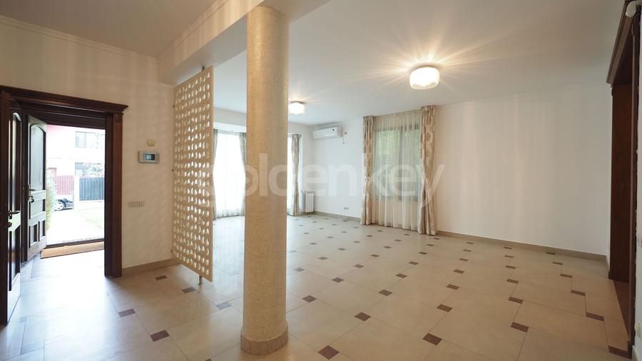 Vilă ideala pentru familii cu 6 camere si piscina - 3