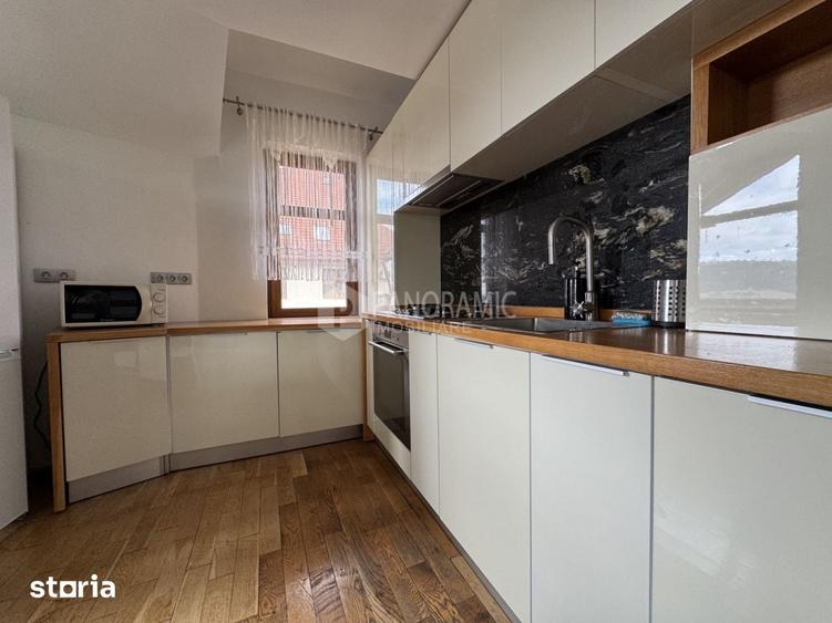 Apartament cu 4 camere semidecomandat în Baciu