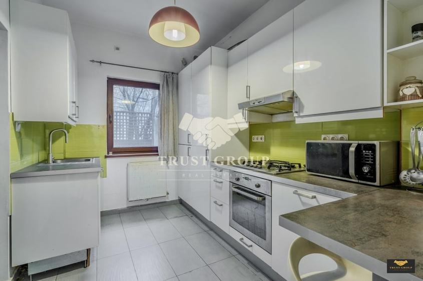 Apartament cu 8 camere decomandat, mobilat în Cotroceni