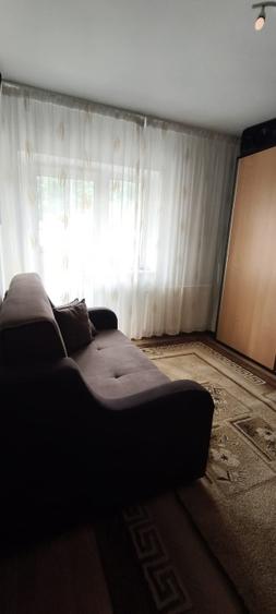 Apartament cu 2 camere decomandat, mobilat în Răcădău