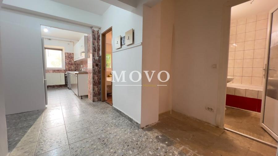 Apartament cu 3 camere decomandat, mobilat în Lipovei