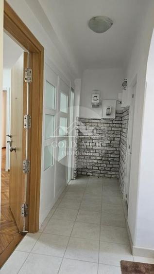 Apartament cu 4 camere circular în Capitale