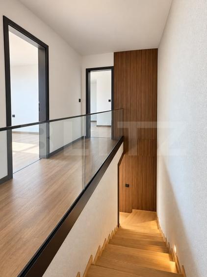 Duplex cu 4 camere cu Canalizare în Dumbrăvița