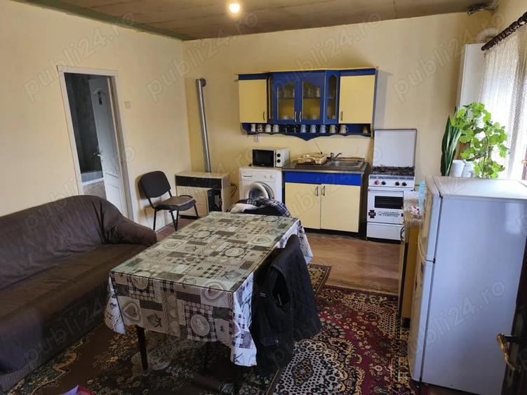 Casă cu Teren 600 Mp în Chețani