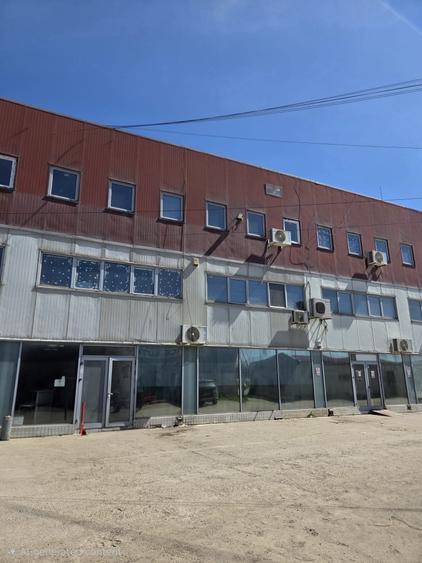 Birou, de 280 mp, în Glina