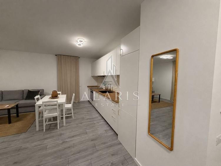 Apartament cu 2 camere semidecomandat, mobilat în Torontalului
