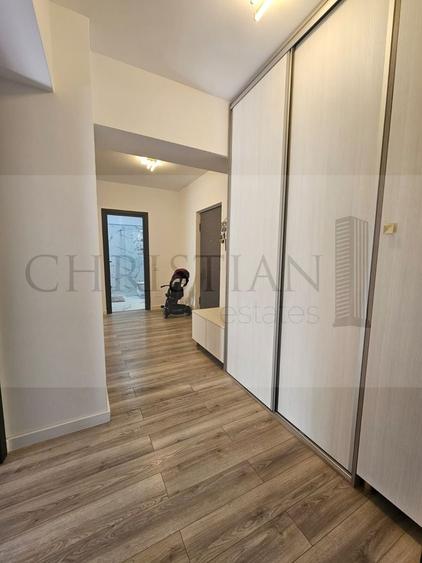 Apartament cu 3 camere decomandat, mobilat în Lujerului