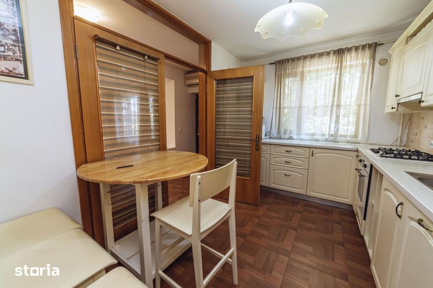 Apartament cu 3 camere decomandat în Giulești