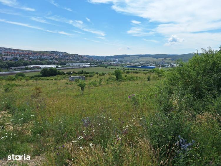 Teren de 5800 mp, în Baciu