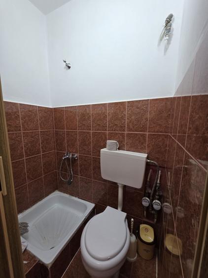 Persoana fizica, gars ETAJ I ,zona Transilvaniei ,Pta Rogerius - 4